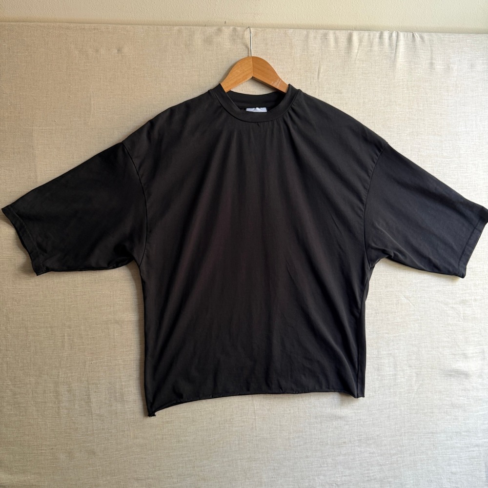 ORTTU Oversized Boxy Raw Hem T-Shirt Black Cotton Minimalist Streetwear